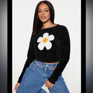 Zalful Black Floral Sweater Fuzzy Crop Sweater Women’s Medium NWOT